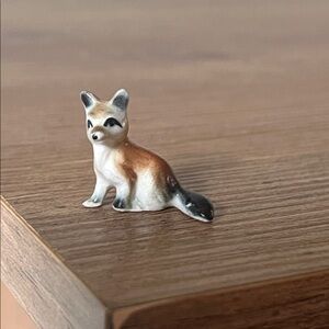 Ceramic fox Miniature Figurine 3/4”